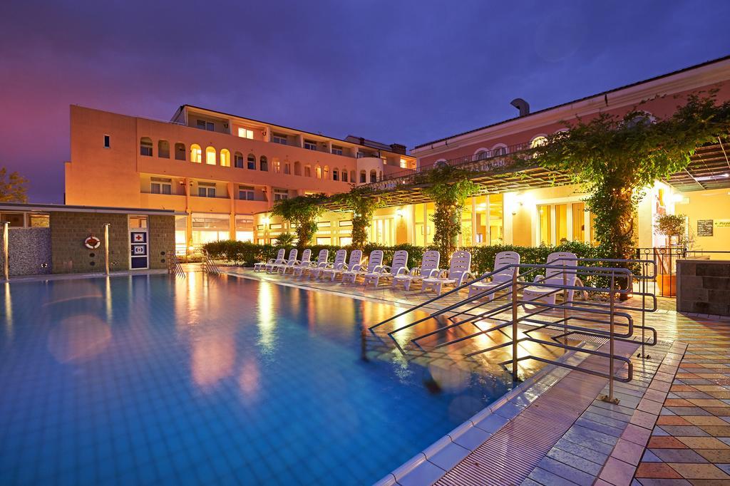 Hotel Delfin Izola Luaran gambar