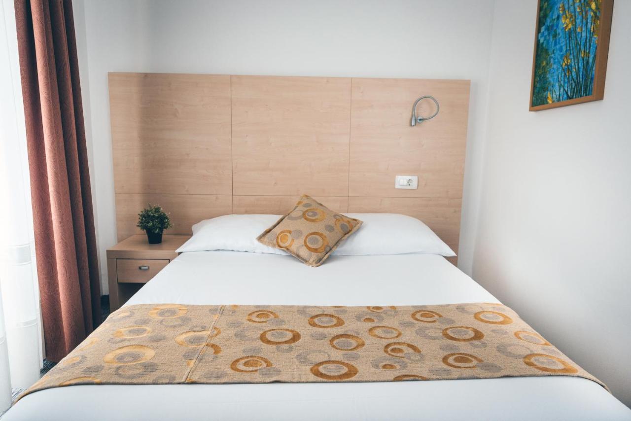 Hotel Delfin Izola Luaran gambar